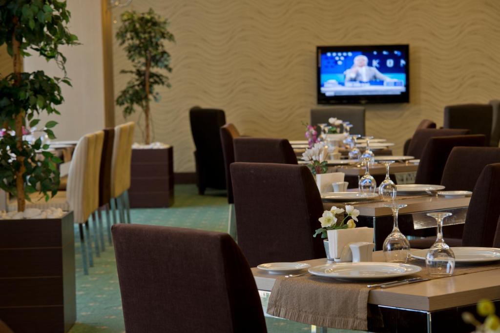 North Point Hotel Деницли Экстерьер фото