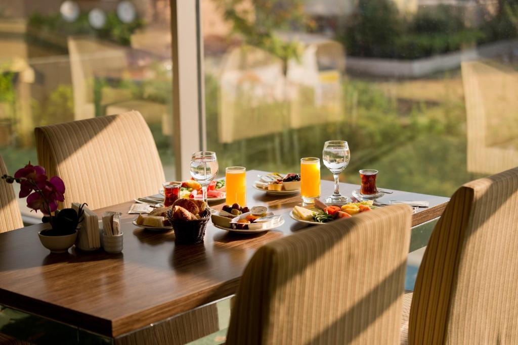 North Point Hotel Деницли Экстерьер фото