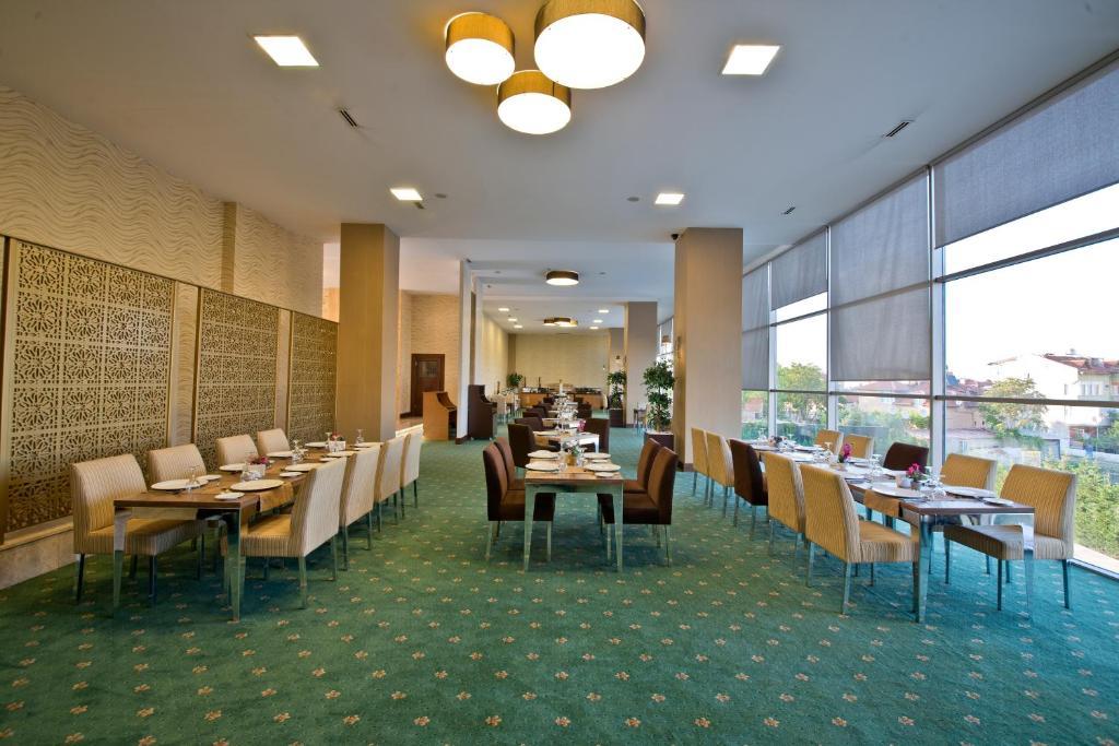 North Point Hotel Деницли Экстерьер фото